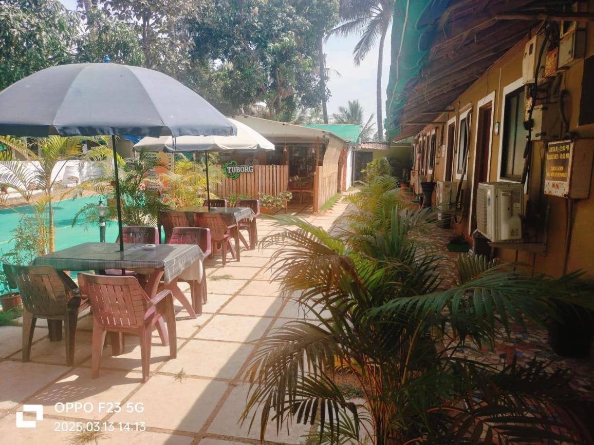 Ave Maria Guesthouse Colva Bagian luar foto